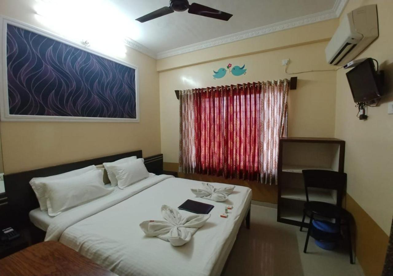 Hotel Yogiraj Shirdi Dış mekan fotoğraf