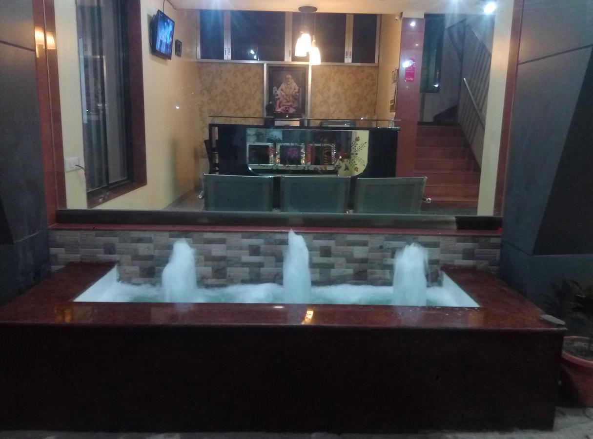 Hotel Yogiraj Shirdi Dış mekan fotoğraf